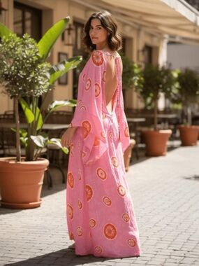 NWT Alexis Beauty Pink Floral-Accent Dress Sz. Small